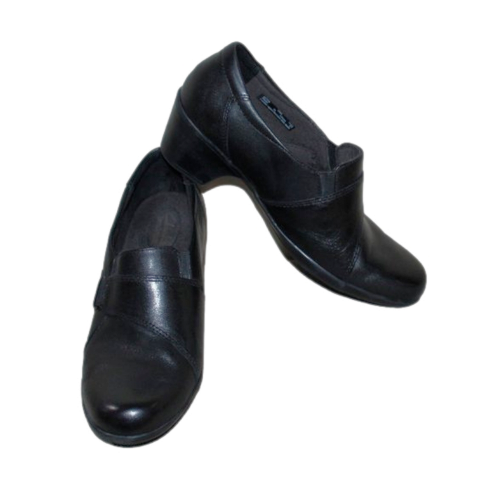 15a LADIES CLARKS BENDABLES SLIP ON SHOES -10 - BLACK LEATHER